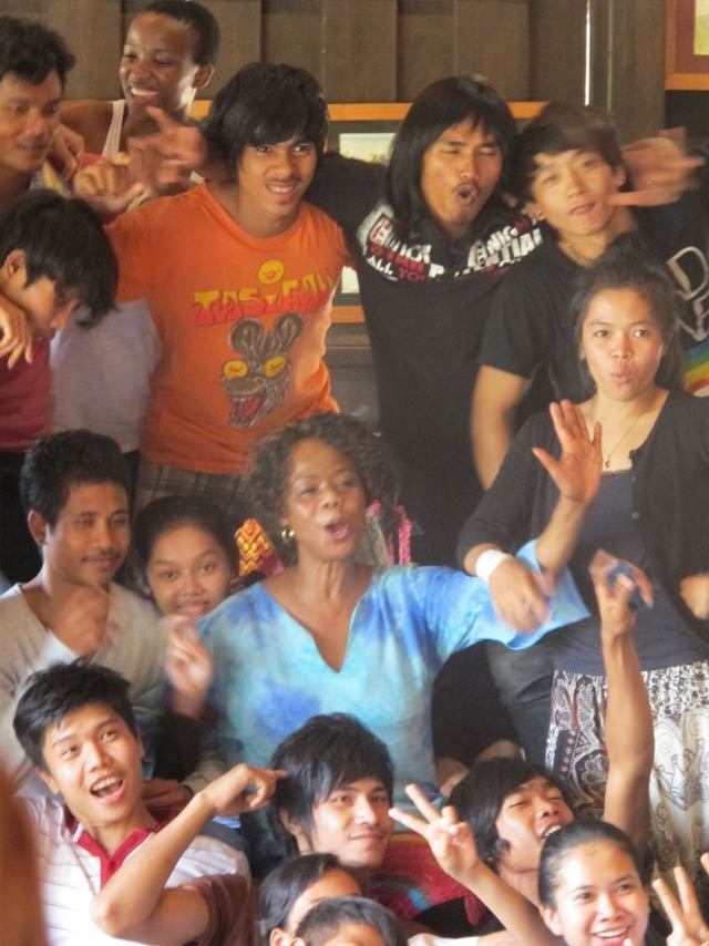 Thembi and Sibu from the Truth in Translation cast with the students at Phare Ponleu Selpak.